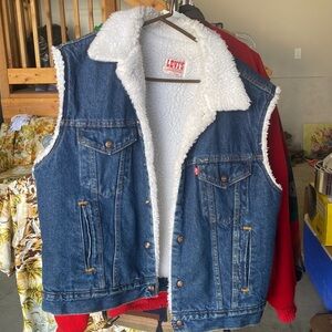 Vintage Levi’s Sherpa lined denim vest
